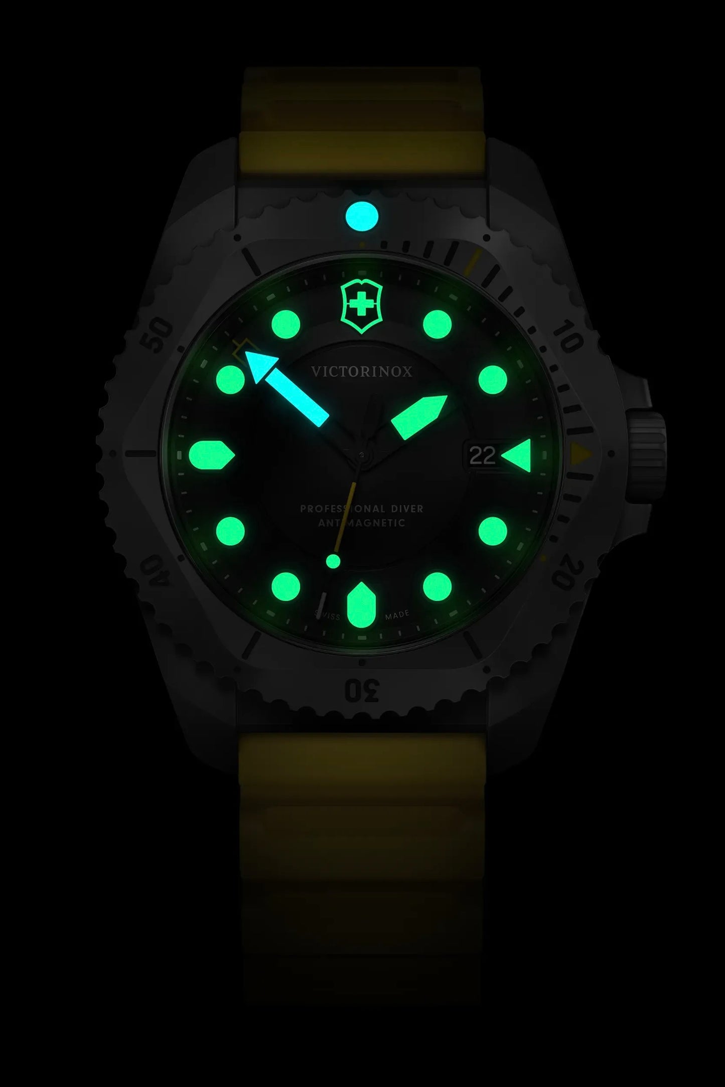 VICTORINOX WATCHES Mod. V241992 - Simons & Roth Watches