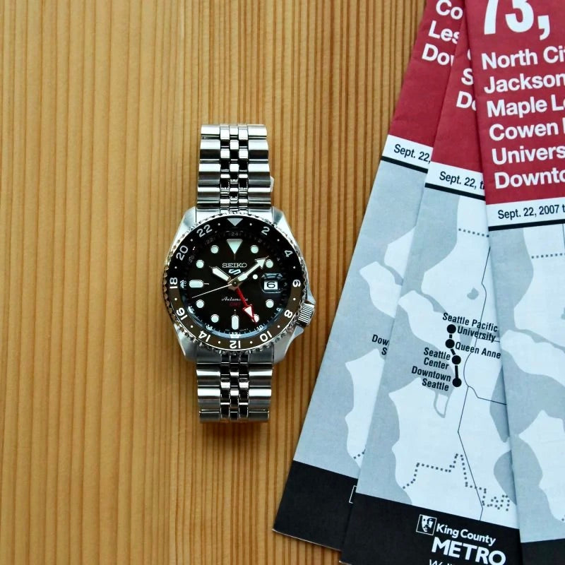 SEIKO 5 WATCHES Mod. SSK001K1 - Simons & Roth Watches